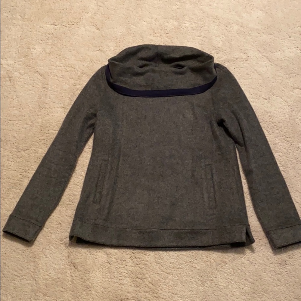 Vineyard Vines Gray Pullover Size Small